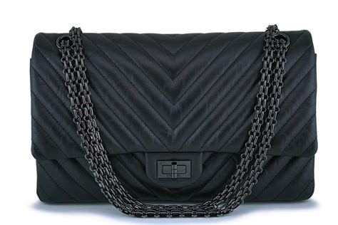 chanel reissue 226 so black